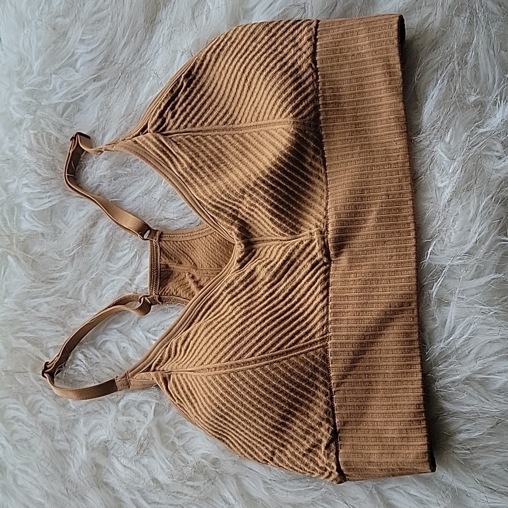 Ribbed Racerback Sports Bra